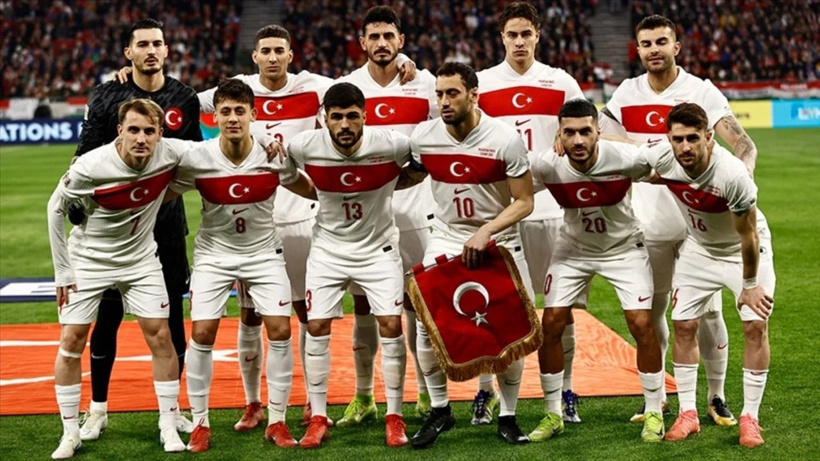 Milli takımın ilk 11'i belli oldu: Montella'dan Paraguay'a büyük sürpriz - Fotoğraf: 14
