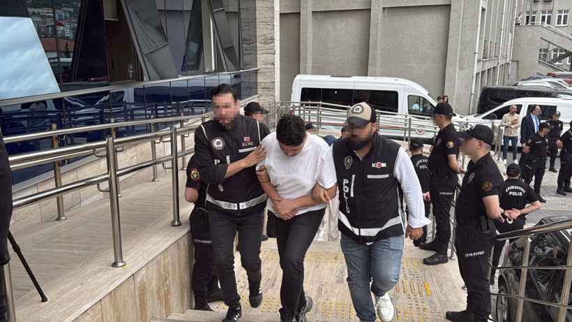 Sağlıkta rüşvet ve kürtaj çarkı! Doktorun odasından yarım milyon çıktı - Fotoğraf: 7
