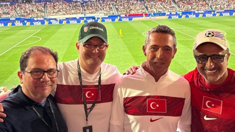 Dolar milyarderi ABD'de Ali Koç'la buluştu Aziz Yıldırım'a mesaj yolladı