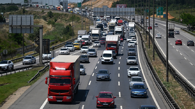 Milyonlarca sürücü rahat nefes aldı: Artık serbest oldu, cezalar tarihe karışıyor