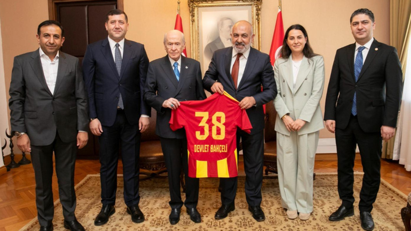 Süper Lig'den düşüp şampiyonluk sözü verdi