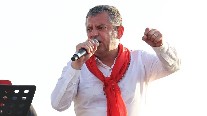 Özgür Özel Financial Times’ta Erdoğan’ı dünyaya anlattı! "Kendisine sadık bir muhalefet yaratmaya çalışıyor"