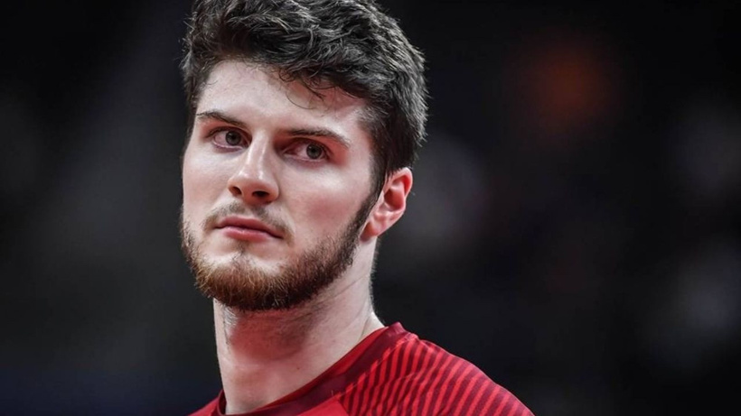 Beşiktaş sürpriz transferi resmen açıkladı: Metecan James imzayı attı