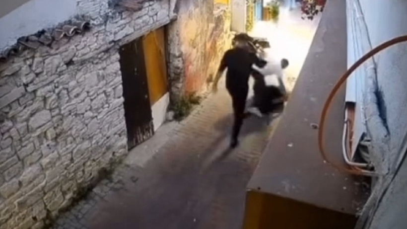 Yerde can çekişirken bile darbetmişler! Kuşadası'ndaki cinayet kamerada