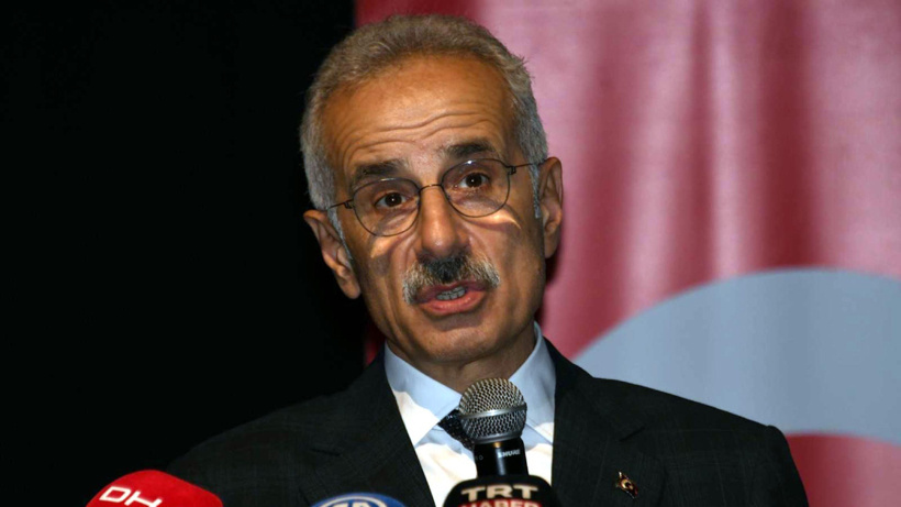Bakan Uraloğlu: Memur maaşlarının 10 gün yatmadığı zamanları biliriz