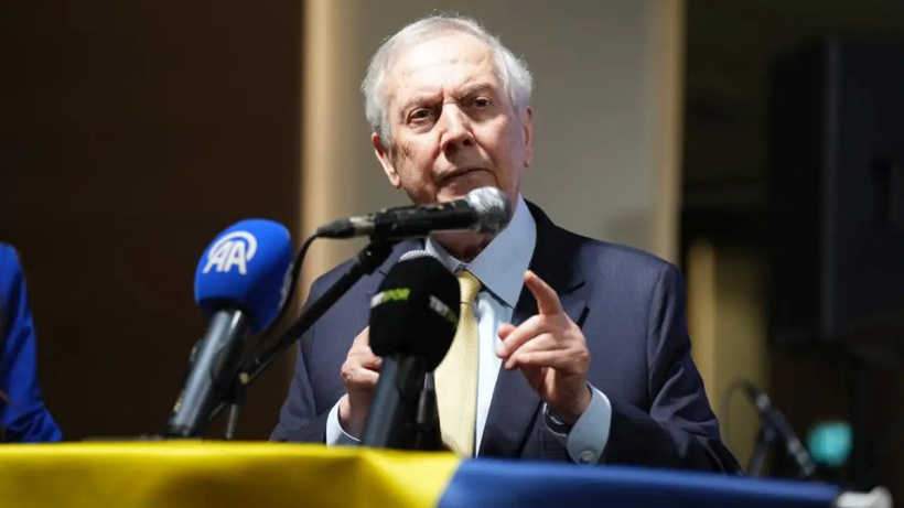 Aziz Yıldırım Galatasaray'dan transfer yaptı: Fenerbahçe'de imzalar atıldı