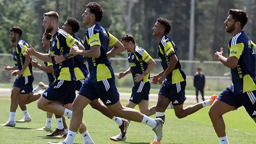 Fenerbahçe'nin kamp kadrosu belli oldu: 2 yeni transfer alınmadı