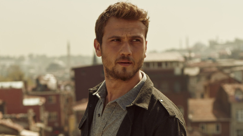 Aras Bulut İynemli'ye bir teklif daha! Son kararı bekleniyor