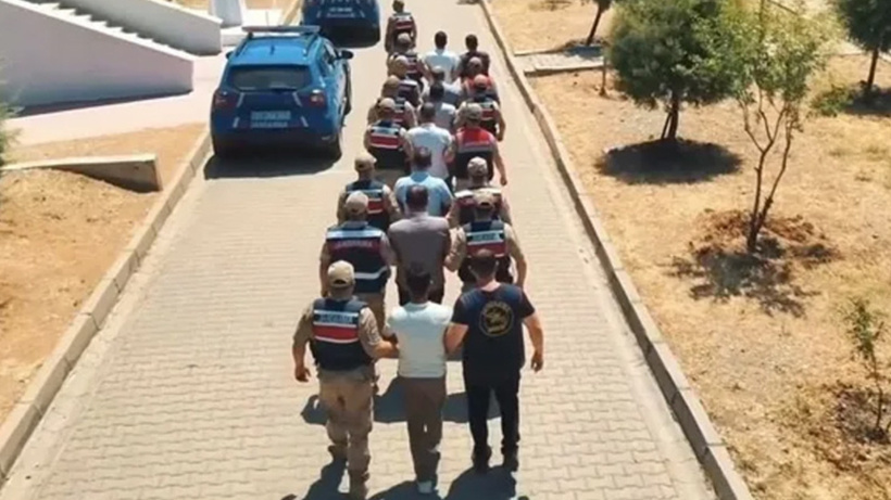 "15 Temmuz" adını kullanan dolandırıcılık şebekesine operasyon: 16 tutuklama