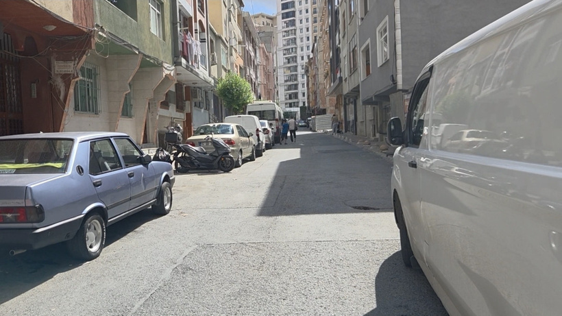 İstanbul'da kahreden kaza: Torun dedesinin aracının altında kaldı - Resim : 1