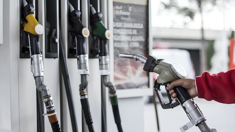 Akaryakıtta gözler tabelada! Petrol durmuyor, zam endişesi büyüyor