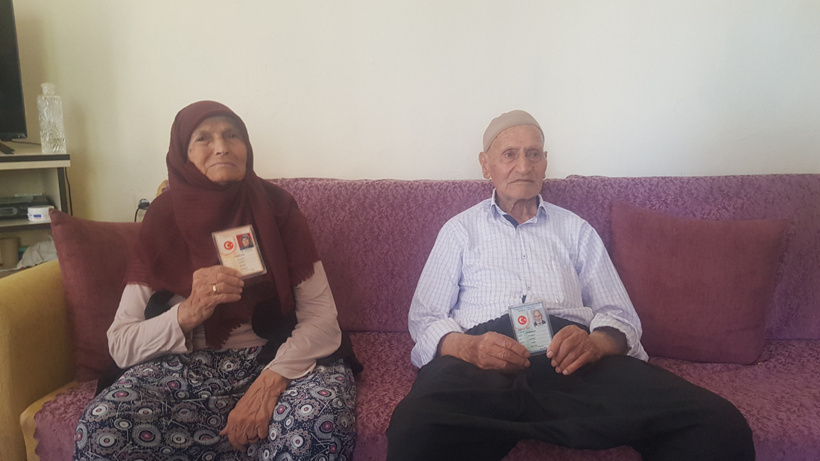 Asırlık çift uzun ömrün sırrını açıkladı: Her gün bunu tüketiyorlar!