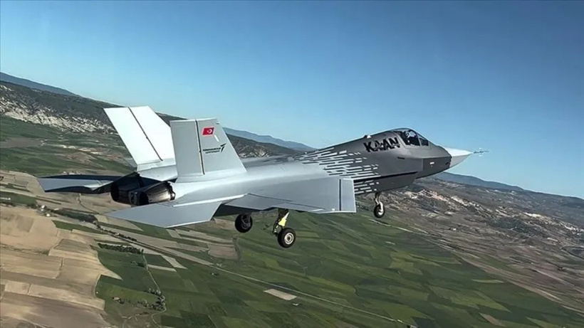 Yerli savaş uçağı KAAN'ın akıbetini açıkladı: F-35 sürecindeki gelişmeleri anlattı