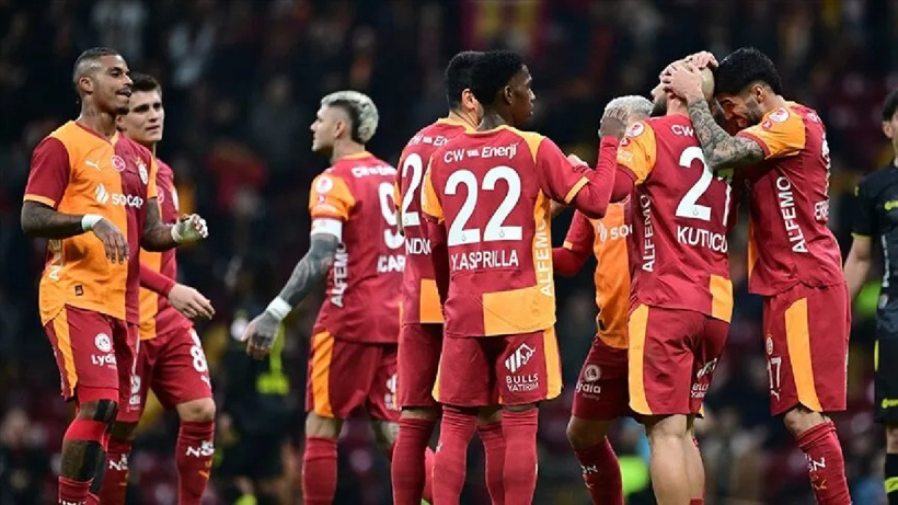 Galatasaray'da imzalar bir türlü atılamadı: Sebebi belli oldu