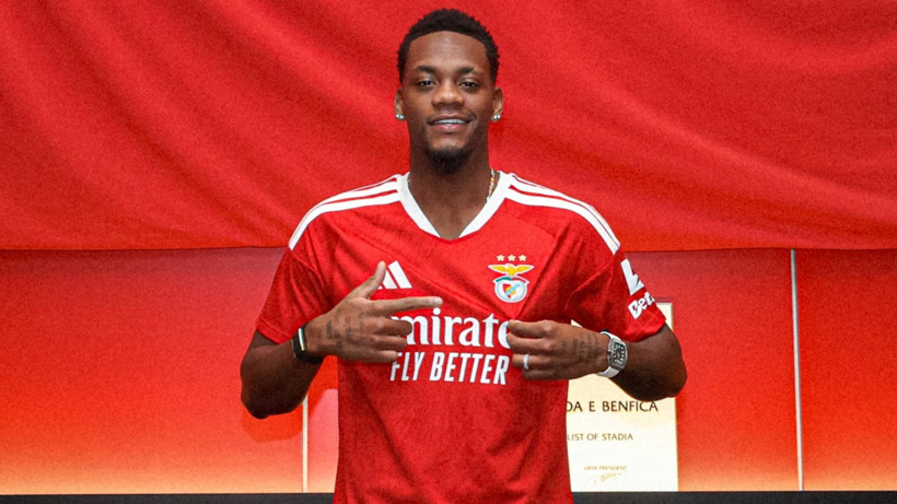 Jhon Duran transferini açıkladılar