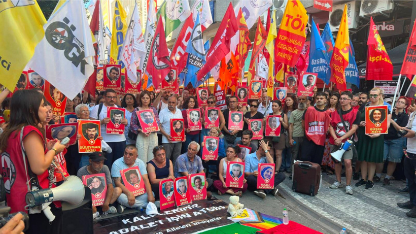 Suruç Katliamı'nın 11'inci yılı: "Dönemin Başbakanı Davutoğlu tanık olarak dinlensin"
