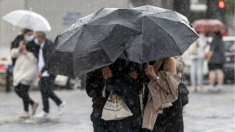 Meteoroloji uyarıları tek tek sıraladı: Çok kuvvetli sağanak öncesi fırtına vuracak