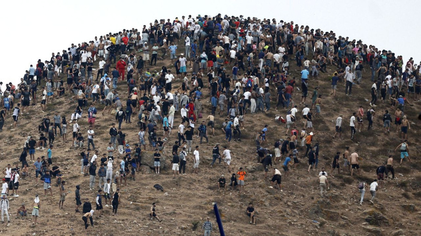 50 bin kişi Avrupa yolunda denizi aştı: Dalga dalga bize yabancı olmayan topraklara geldi - Fotoğraf: 11