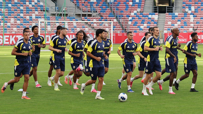Fenerbahçeli yıldız futbolcu İsmail Kartal'ı şikayet etti