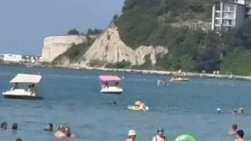 Rusya'da plaja İHA düştü, ortalık savaş alanına döndü! 4 kişi hayatını kaybetti
