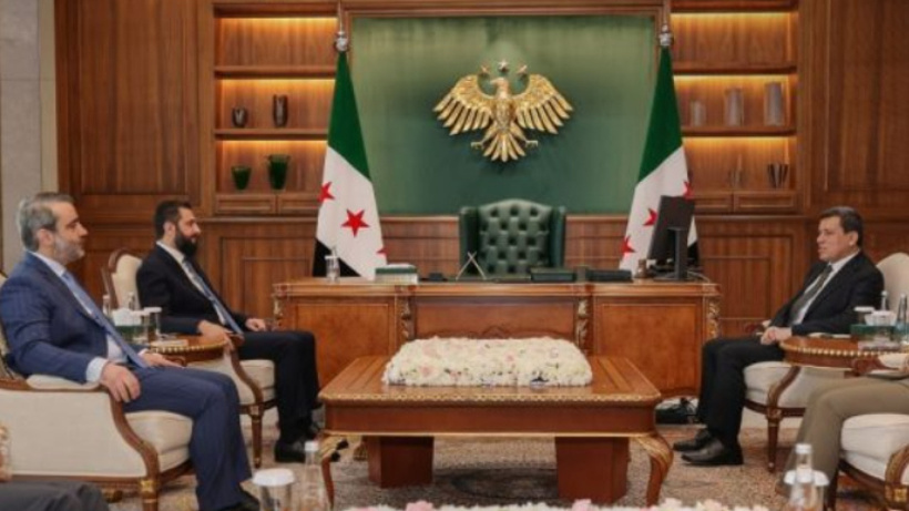 YPG/SDG-Şam arasında 'entegrasyon' görüşmesi: Mazlum Abdi Şara'yı ziyaret etti