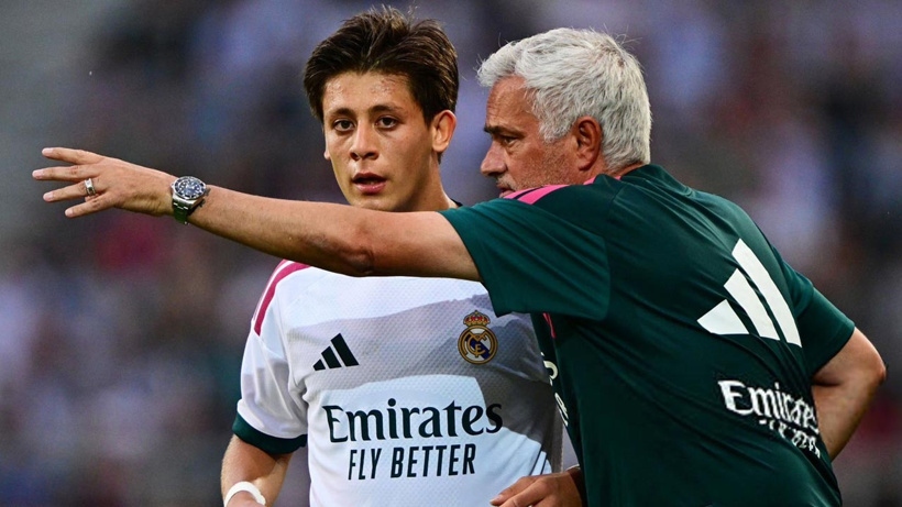 Jose Mourinho duyar duymaz küplere bindi: Çılgına döndü