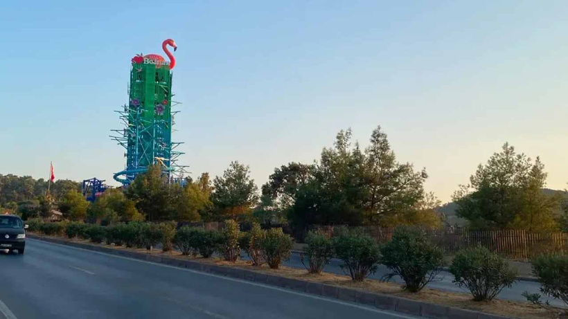 Doğal parka çelik konstrüksiyondan dev flamingo diktiler: Bodrum isyanda!