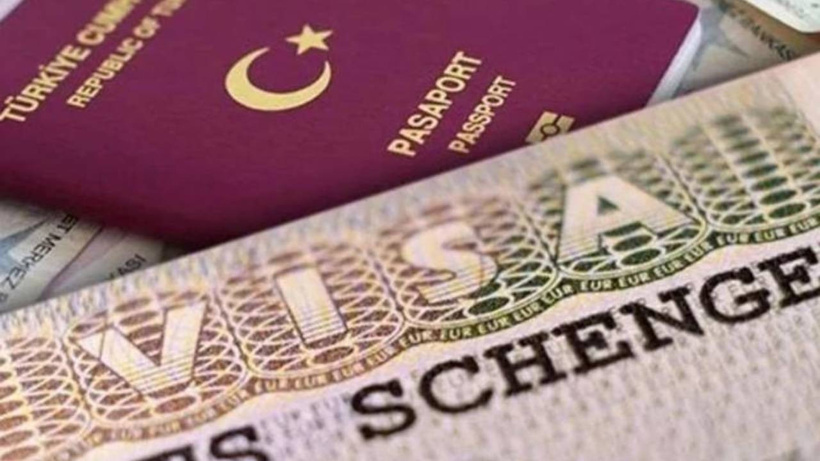 Türk yolcuları da ilgilendiriyor! Schengen'de biyometrik uygulama askıya alındı