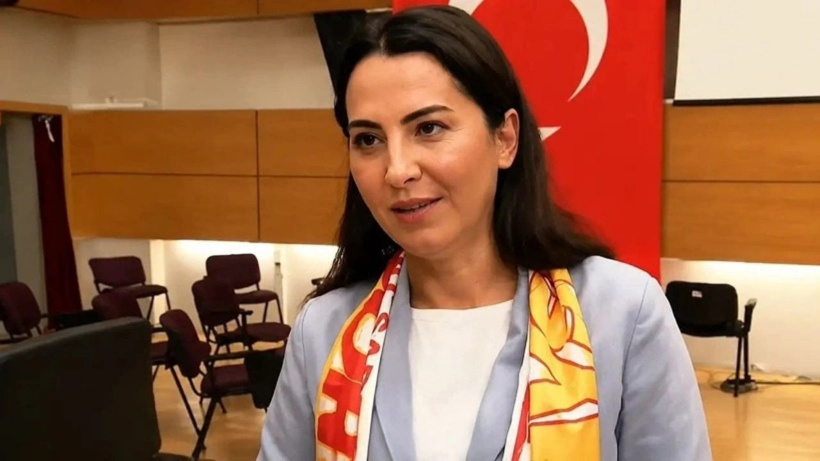 54 milyon lira veren Ayten Öztürk kulübe yönetici oldu: Diğerleri peşinden geldi