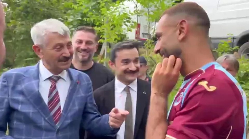 Salah'ı Trabzon'da şoke eden olay: İngilizler "Şaşkınlıktan sakalını yoldu" diyerek açıkladı - Fotoğraf: 7