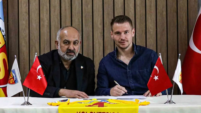 Süper Lig'den ayrıldı 1 yıl sonra aniden veda etti