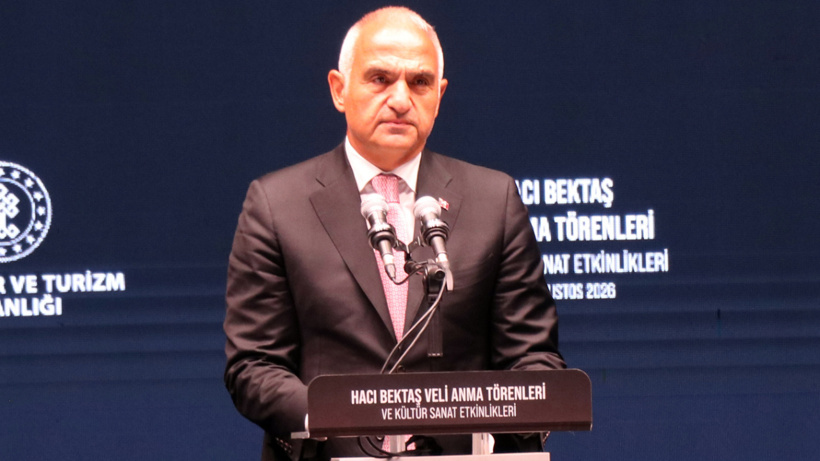Bakan Ersoy Hacı Bektaş-ı Veli anma etkinliğine Aleviliğe yine "Kültür" dedi