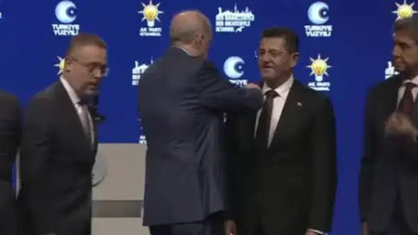 AKP'ye geçti ilk işi makamındaki Atatürk tablosunu değiştirmek oldu