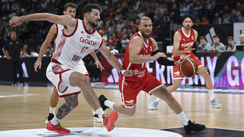 Milliler tek sayı farkla mağlup oldu: Finale çıkma şansını kaçırdı