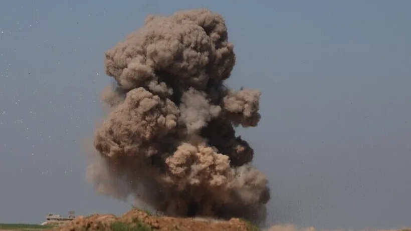 Suriye'de güvenlik güçlerini taşıyan otobüse bombalı saldırı: Çok sayıda yaralı var!