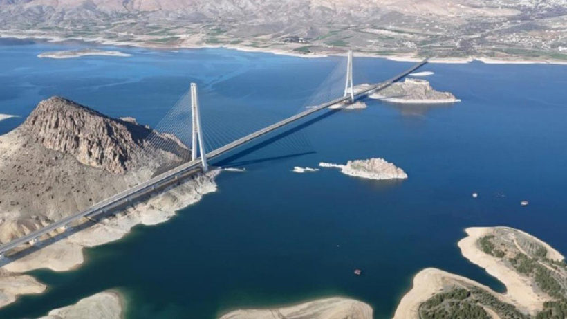 İki şehir köprüyle birbirine bağlanacak: Kesintisiz yolculuk için tarih verdi