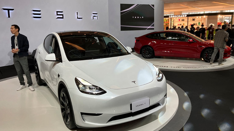 Tesla 3 milyon aracı geri çağırdı: Tek tek güncelleme yapılacak