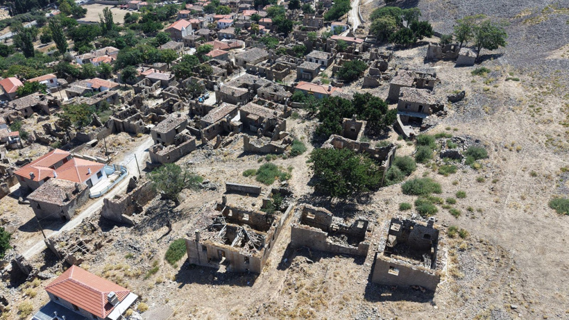 Balkanlar'ın en büyük köylerinden biriydi şimdi kimse yok! Hayalet köyden çıt çıkmıyor - Fotoğraf: 7