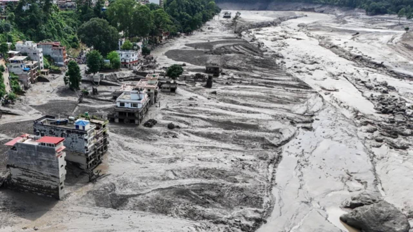 Yüzyılın felaketiyle yıkılan Nepal'de korkulan oluyor! Ölü soygunculuğu başladı - Fotoğraf: 19