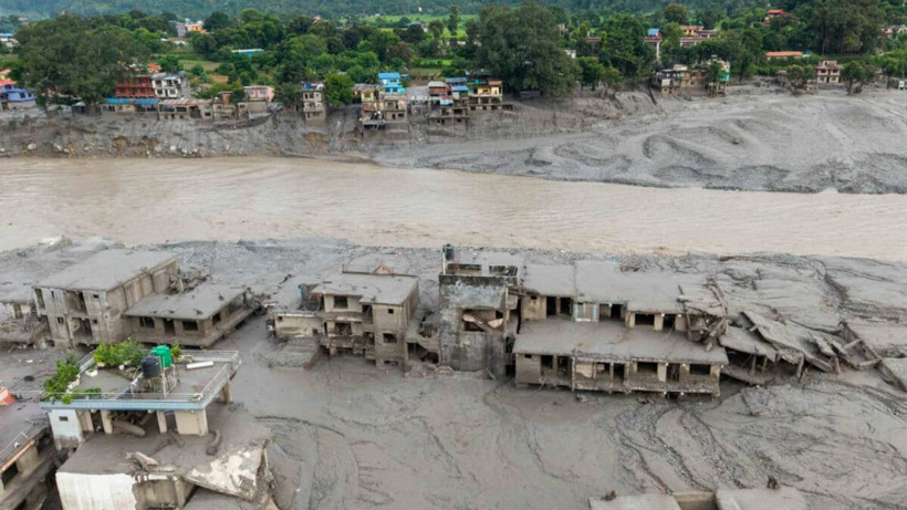 Yüzyılın felaketiyle yıkılan Nepal'de korkulan oluyor! Ölü soygunculuğu başladı - Fotoğraf: 8