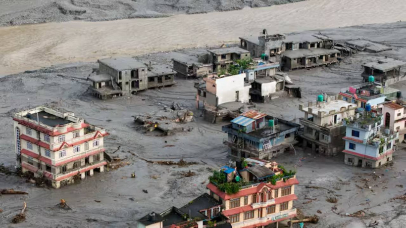 Yüzyılın felaketiyle yıkılan Nepal'de korkulan oluyor! Ölü soygunculuğu başladı - Fotoğraf: 11