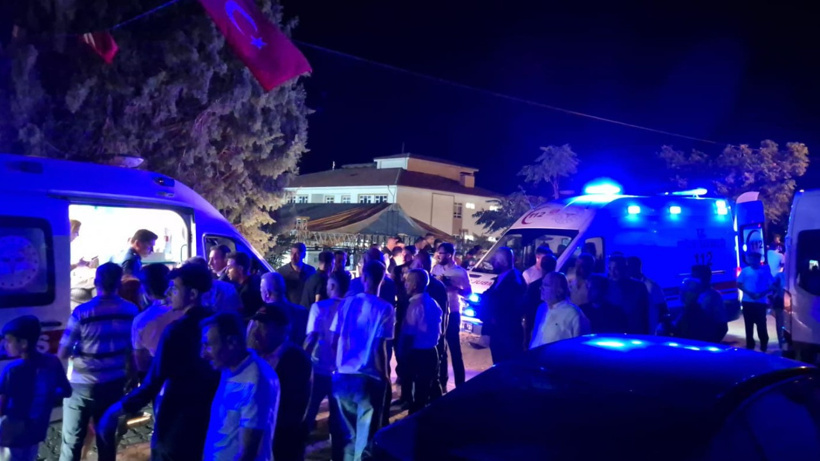 Elazığ’da festival alanında LED ekran devrildi: 5 kişi yaralandı!