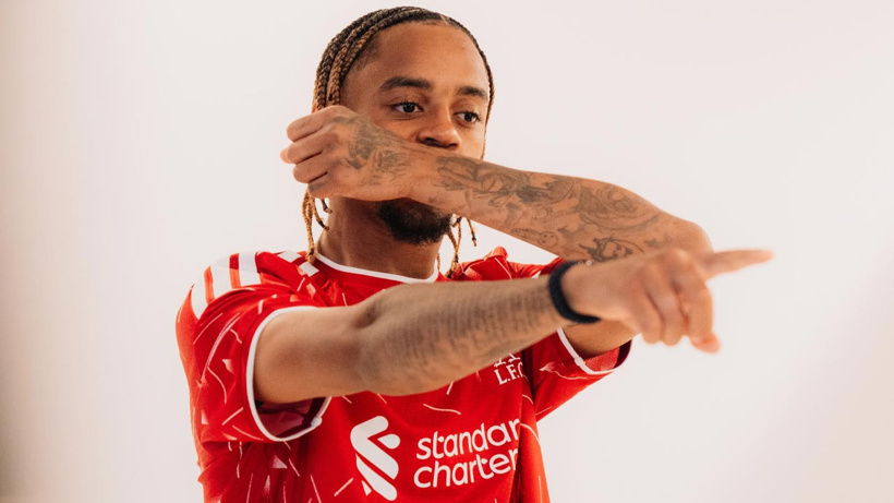 Liverpool'dan rekor transfer: 5 yıllık imzayı attı