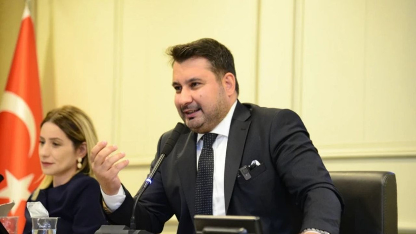 CHP'den AKP'ye geçen belediye başkanı: Yapılmayanlar yapılsın diye bu geçiş oldu