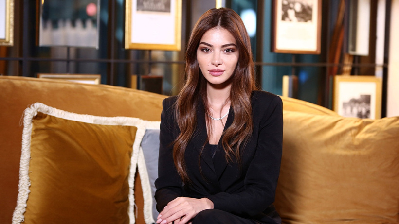 Melisa Aslı Pamuk’un 'yürüyen servet' pozu! Tek karede milyonlar havada uçuştu - Fotoğraf: 6