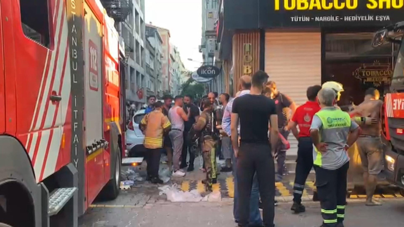 Son dakika | Bakırköy'de otel yangını! Müşteriler tahliye edildi - Resim : 1