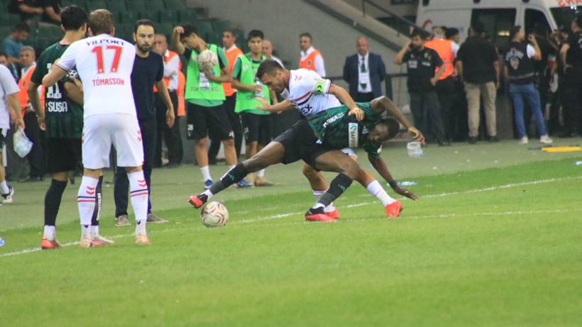 Kocaelispor evinde Samsunspor'u devirdi