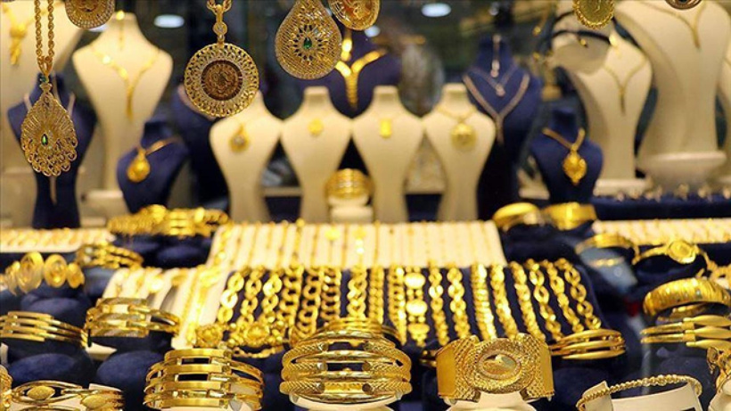 Maaşı 40 bin lira mülkü tripleks villa! Kuyumcuyu damla damla soyup krallık kurmuş