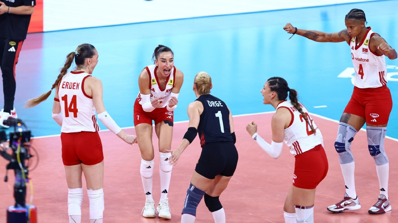 Filenin Sultanları için dediklerine pişman etti: Hadsiz sözlere TRT'de olay cevap - Fotoğraf: 4