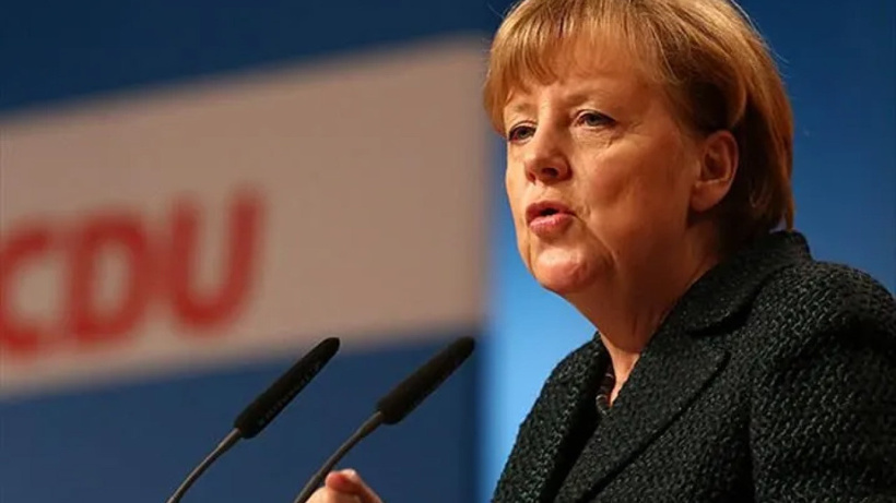Almanya'da AfD krizine Merkel de dahil oldu: Bulundukları yerde yakalamalıyız